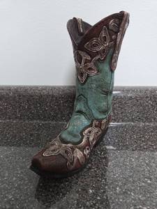 lot 125 image: Decorative Cowboy Boot Green and Brown Embroidered 9 inches