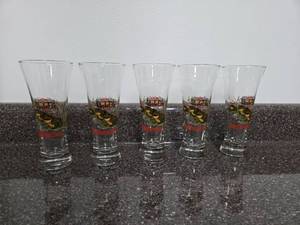lot 127 image: INCREDIBLE Budweiser Frogs Beer Glasses Set of 5