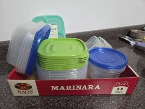 lot 154 image: Food Storage Container Lot
