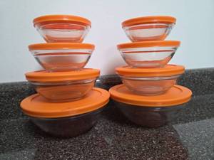 lot 156 image: Glass Food Storage Bowls with Orange Lids 8-Piece Set