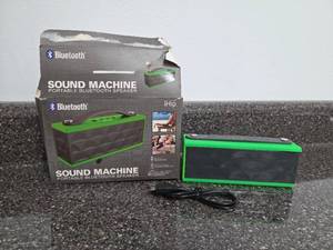 lot 179 image: iHip Sound Machine Portable Bluetooth Speaker