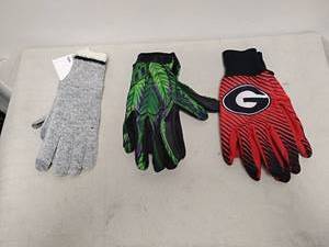 lot 22 image: 3 Pairs Assorted Gloves Gray Knit Green Leaf Pattern Red G Logo