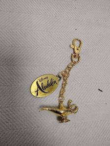 lot 36 image: Disney Aladdin Keychain with Magic Lamp Charm