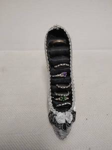 lot 52 image: Ring Display Holder High Heel Shoe Shaped Jewelry Organizer