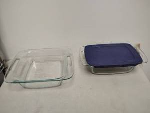 lot 88 image: Lot of two Pyrex dishes.