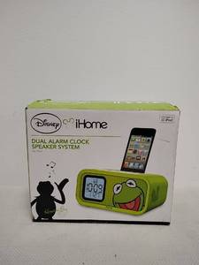lot 92 image: Disney iHome DK-H22 Dual Alarm Clock Speaker System for iPod