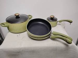 lot 105 image: Lot of for Paula Deen cookware.