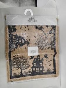 lot 139 image: Table Runner 14.25 x 74 inches 100% Jute