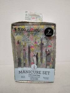 lot 154 image: Danielle Creations Manicure Set 7 Pieces with Travel Bag