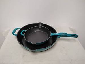 lot 181 image: 2-Piece members Mark cast iron pans