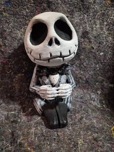 lot 39 image: 3d Printed Jack Skelton Figure with Body 9 inches