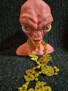lot 61 image: Pink Alien Head Bust with Gold Dollar Sign Beaded Necklace 3d Printed