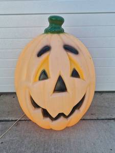 Vintage Jack O Lantern Blowmold.  The Gemeral Plastic Company