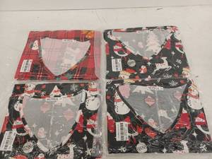 lot 12334 image: Lot of 4 VEPKUL Womens Christmas V-Neck Dresses with pockets,  Sizes 2X and 4X