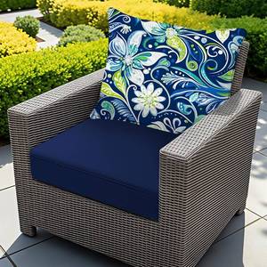 lot 5293 image: Outdoor Chair Cushion Patio Furniture Seat & Back Pillow 22 x 22 Inch Green