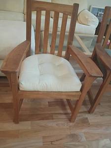 lot 919 image: Wooden Chair with Cushion.  40 x 19 x 20
