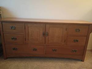 lot 926 image: Dresser with 8 Drawers.   32 x 70 x 19.  Top needs slight repair.   Matches lots 923 and 928