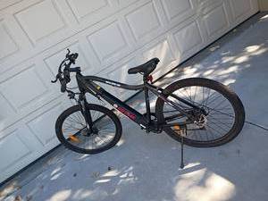 lot 959 image: Go Trax Super Sport Bike.  No battery.   Tires need air