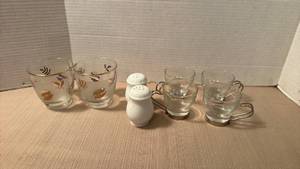 lot 1006 image: vintage Italian-made clear glass espresso cups, salt and pepper shakers and MCM golden foliage low ball glasses