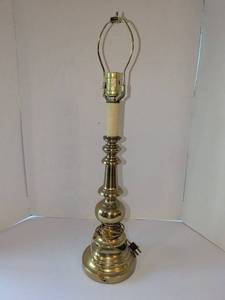lot 1102 image: Brass lamp base 26 tall