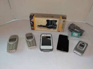 lot 1103 image: Old Mobile Devices Nokia Phones, iPhone, Samsung Phone, and more