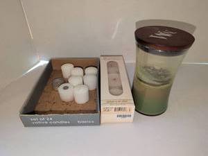 lot 1111 image: Candle assortment