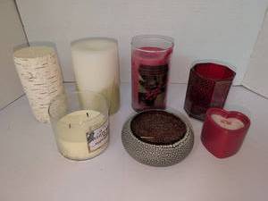 lot 1129 image: Candle lot with pillars and more