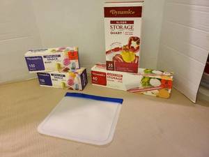 lot 1217 image: Dynamic Storage Bags Lot Slider Quart, Snack, Gallon Double Zipper Bags Total
