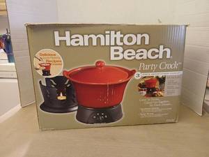 lot 1238 image: Hamilton Beach Party Crock 3 Piece Entertainer Cookset 33416