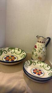 lot 1250 image: Certified International Amalfi water pitcher, salad bowls and serving bowl with small chip