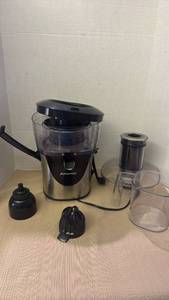lot 1254 image: Juiceman Citrus Juicer with Pulp Container and Accessories