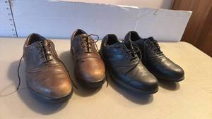 lot 1316 image: Footjoy and etonic mens gold shoes size 9