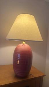 lot 1337 image: Table lamp 29 inches tall