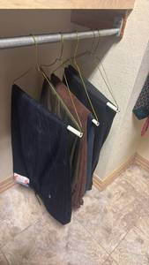 lot 1353 image: Mens dress pants and corduroy pants 36x29,and 38x29,38x30