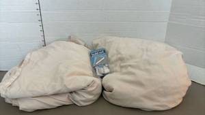 lot 1417 image: King size sheets and sheet straps