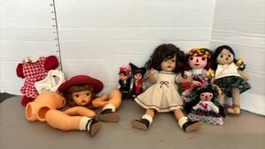 lot 1439 image: Vintage Dolls with Clothing and Accessories