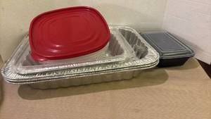 lot 1458 image: Disposable Aluminum Food Containers and Storage Bowls with Lids
