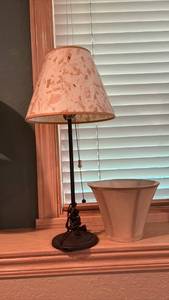 lot 2004 image: Table Lamp 25 inches tall with extra shade - located in basement