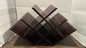 lot 2042 image: Wooden wine rack ()