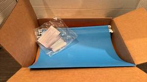 lot 2047 image: Office folders with plastic tabs