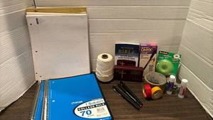 lot 2058 image: Wonder Bible and Office Supplies