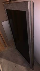 lot 2203 image: Sony Bravia 40 inch Digital Display HDMI located in basement