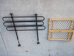 lot 3003 image: ChildPet Gate and a Adjustable Pet Barrier for SUV