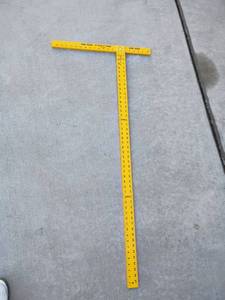 lot 3004 image: 48in. Drywall T Square