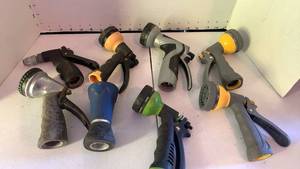 lot 3017 image: Lot of 8 Garden Hose Spray Nozzles Trigger Handle Multiple Styles