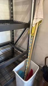 lot 3101 image: Sterlite 42 Qt trash can with mops and more
