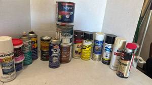 lot 3119 image: Assorted Spray Paint, Lubricant Cans and more