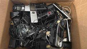 lot 3120 image: AT&T Cordless Phone Handsets Bases and Cords Mixed Lot