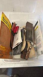 lot 3125 image: Sanding & Finishing Lot with Garnet Sandpaper 9x11in Assorted Grits 9040 and Hand Tools