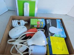 lot 3242 image: Mixed Lighting & Home Safety Lot